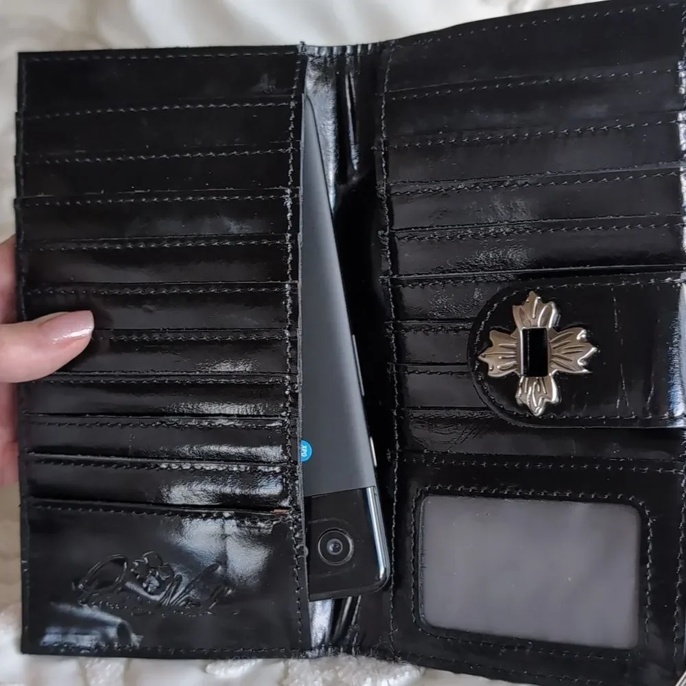 Patricia Nash 🖤 Black Patent Leather- Marene Twist Lock Wallet NWT